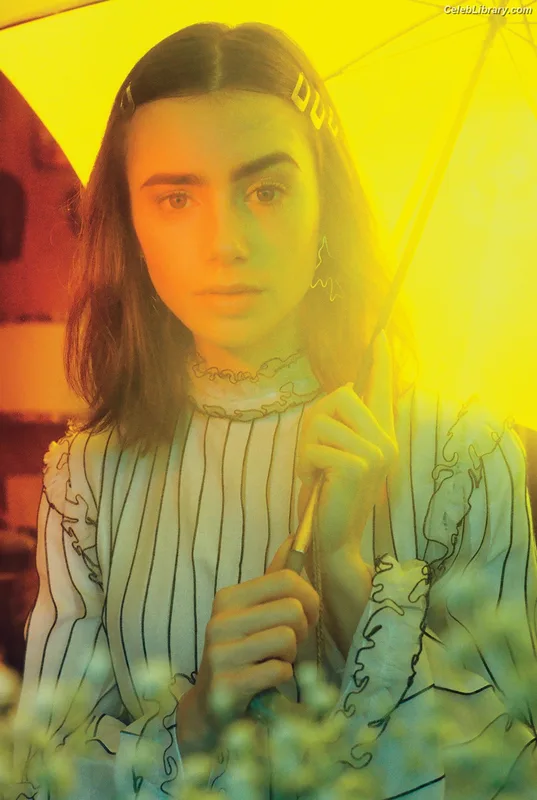 Lily Collins photo 2 of 838