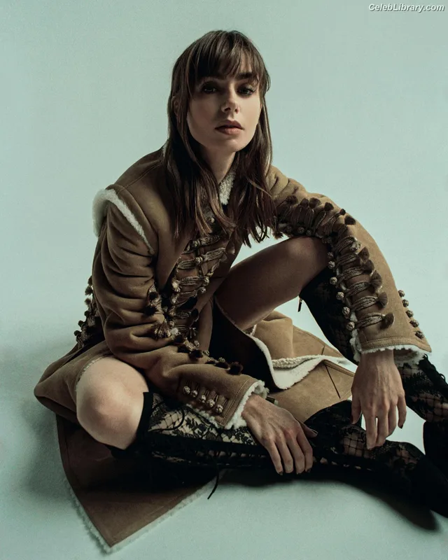 Lily Collins photo 14 of 838