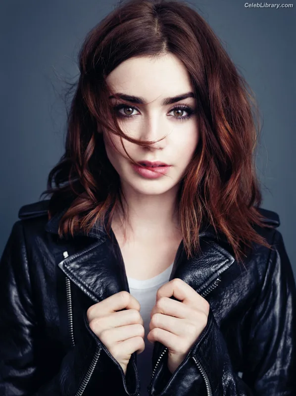 Lily Collins photo 5 of 838
