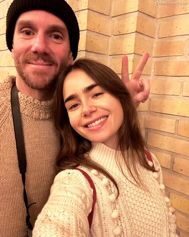 Lily Collins photo 13 of 838