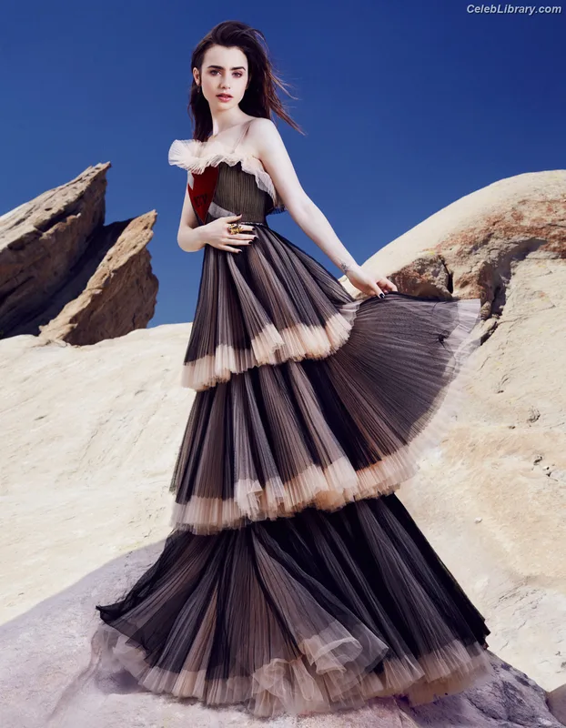Lily Collins photo 22 of 838