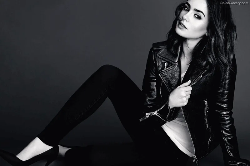 Lily Collins photo 14 of 838