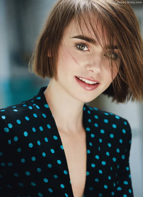 Lily Collins photo 11 of 838