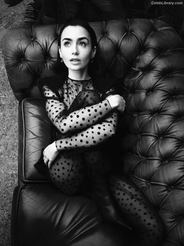 Lily Collins photo 4 of 838