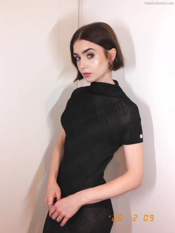 Lily Collins photo 24 of 838