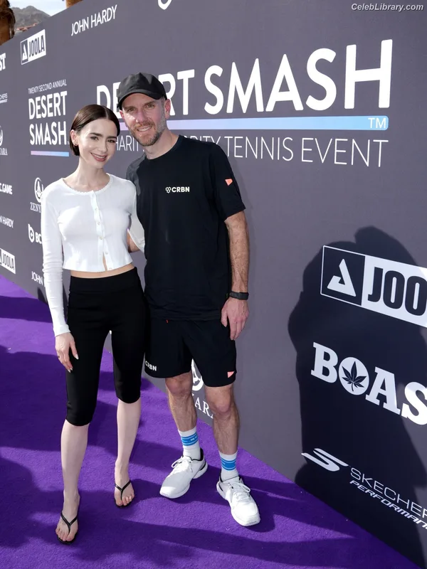 Lily Collins photo 14 of 838