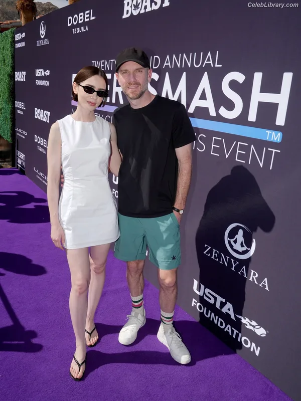 Lily Collins photo 18 of 838
