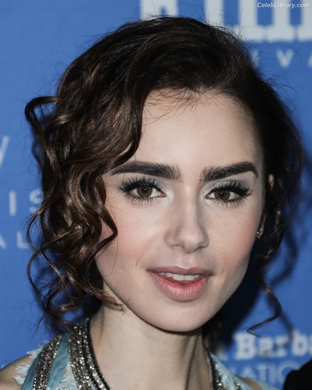 Lily Collins photo 10 of 838