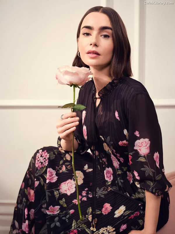 Lily Collins photo 15 of 838