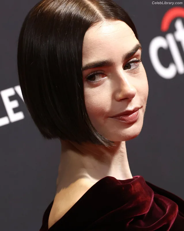 Lily Collins photo 7 of 838