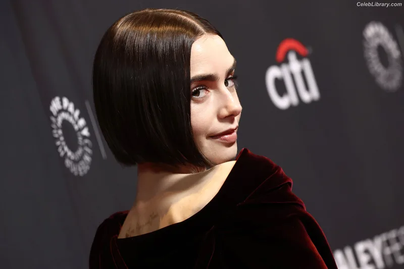Lily Collins photo 12 of 838