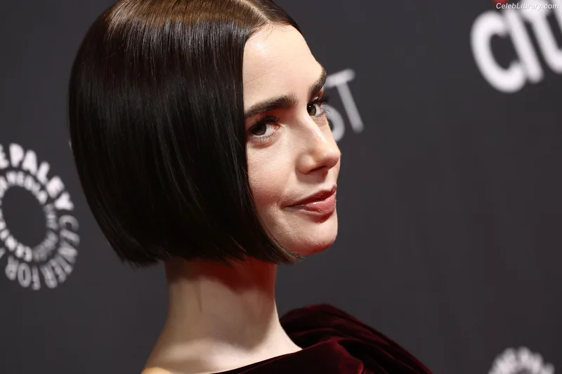 Lily Collins photo 14 of 838