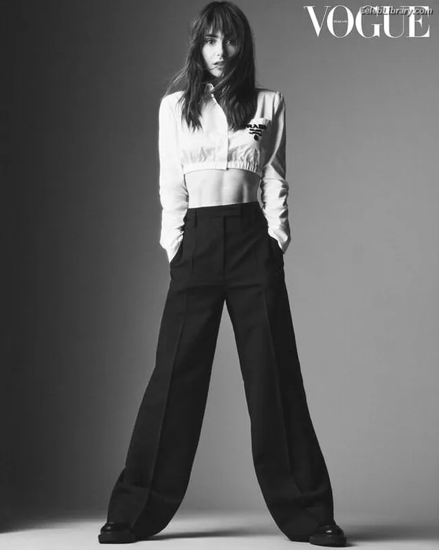 Lily Collins photo 8 of 838
