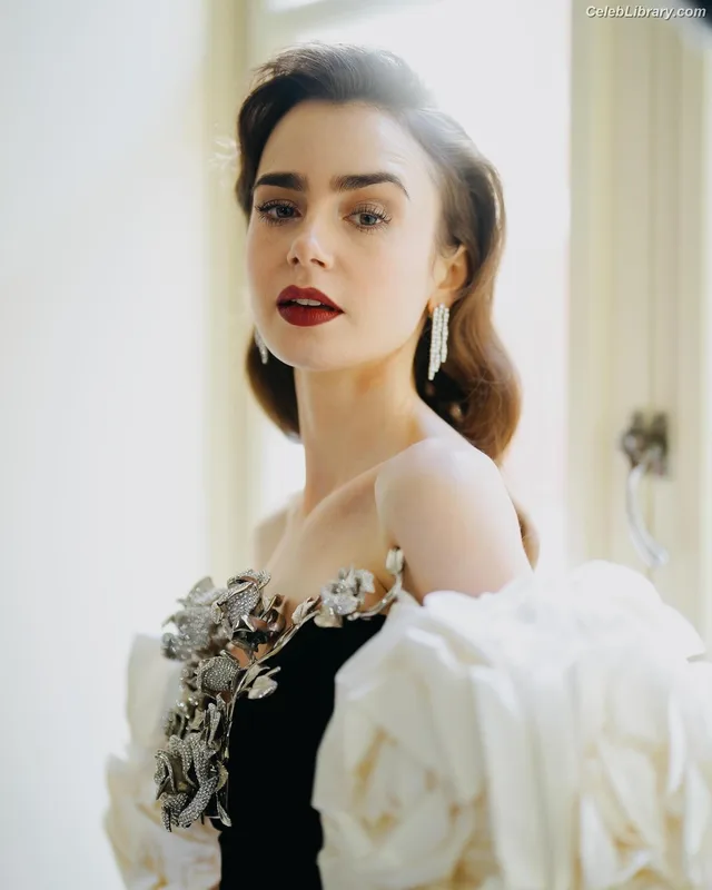 Lily Collins photo 18 of 838