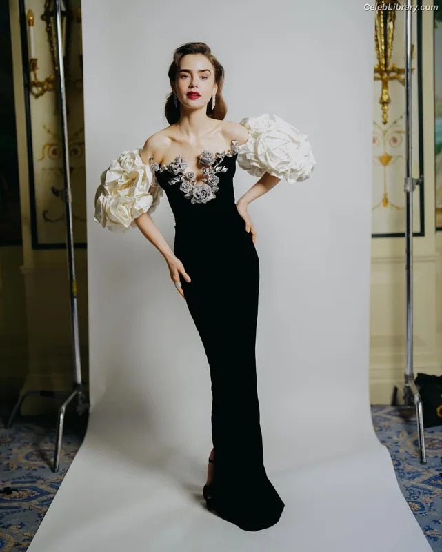 Lily Collins photo 4 of 838