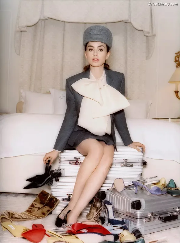 Lily Collins photo 23 of 838