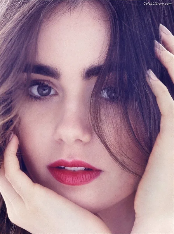 Lily Collins photo 7 of 838
