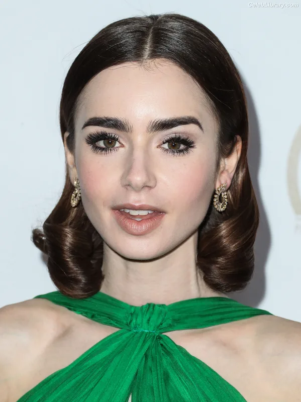 Lily Collins photo 8 of 838