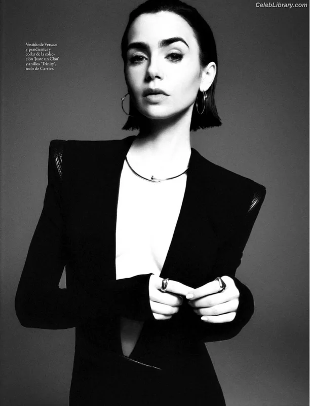 Lily Collins photo 21 of 838