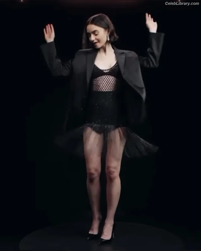 Lily Collins photo 2 of 838