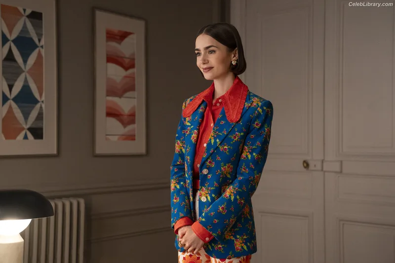Lily Collins photo 15 of 838