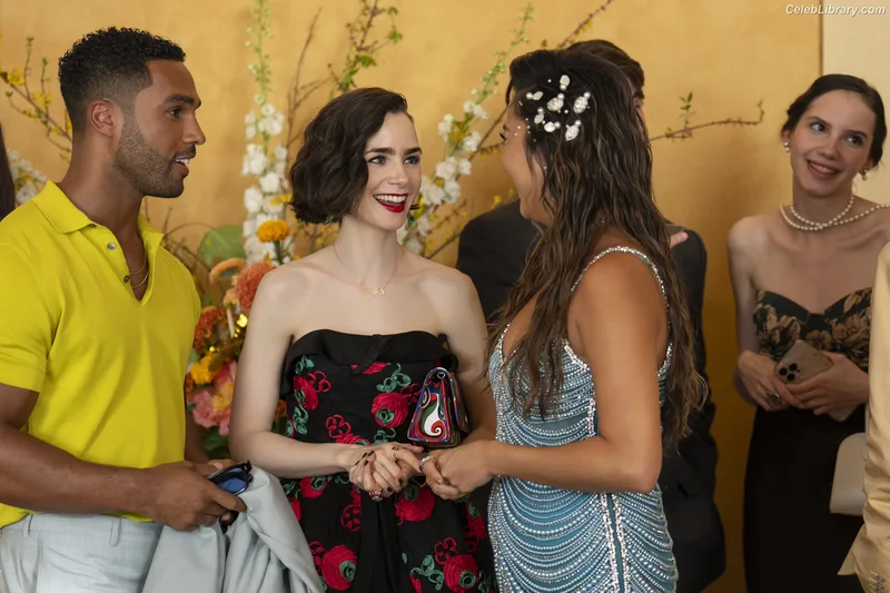 Lily Collins photo 17 of 838