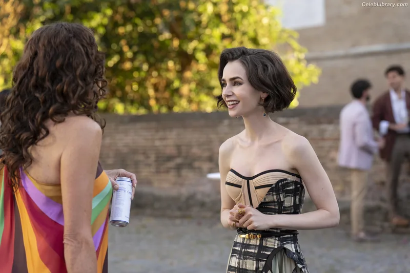 Lily Collins photo 18 of 838