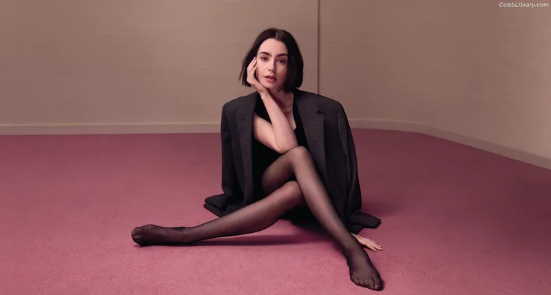 Lily Collins photo 22 of 838