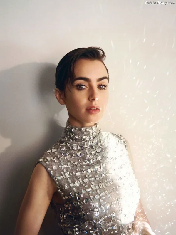 Lily Collins photo 24 of 838