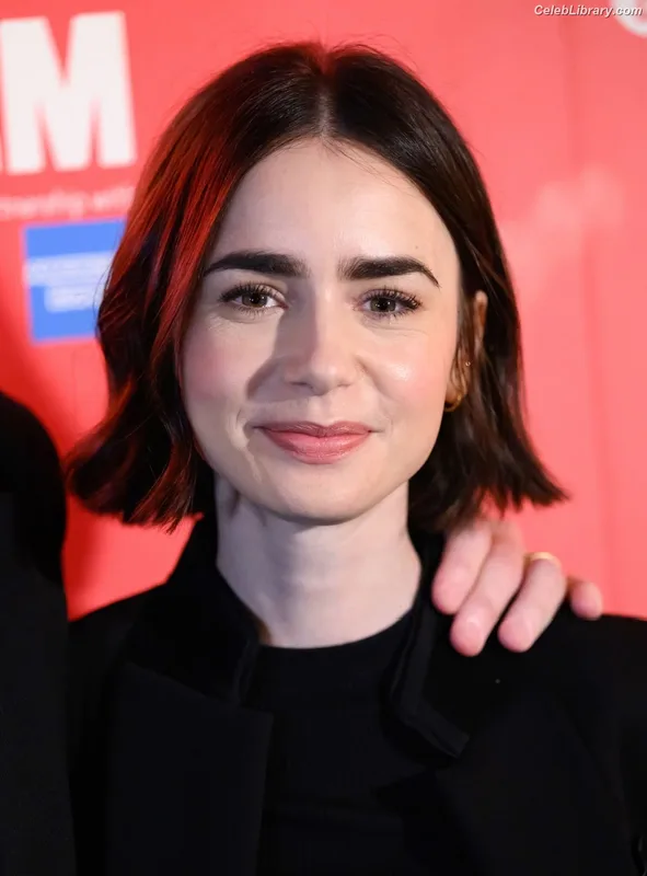 Lily Collins photo 3 of 838