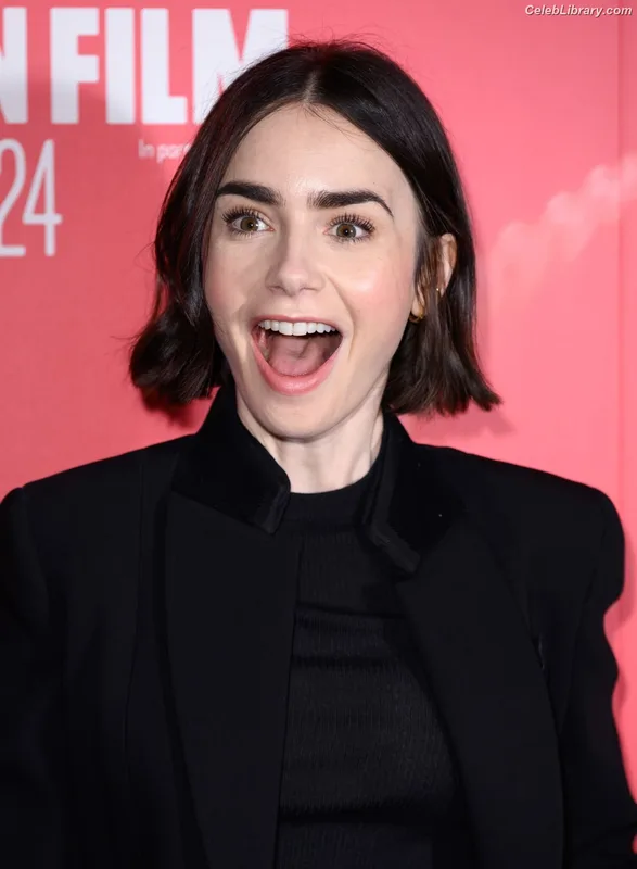Lily Collins photo 4 of 838
