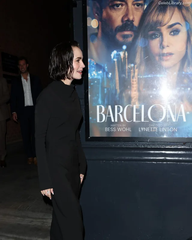 Lily Collins photo 17 of 838