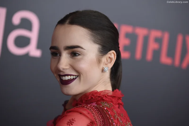 Lily Collins photo 22 of 838