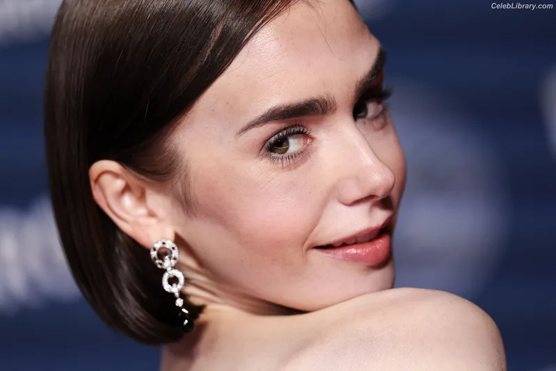 Lily Collins photo 13 of 838