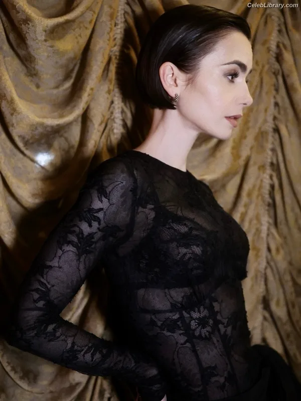 Lily Collins photo 19 of 838