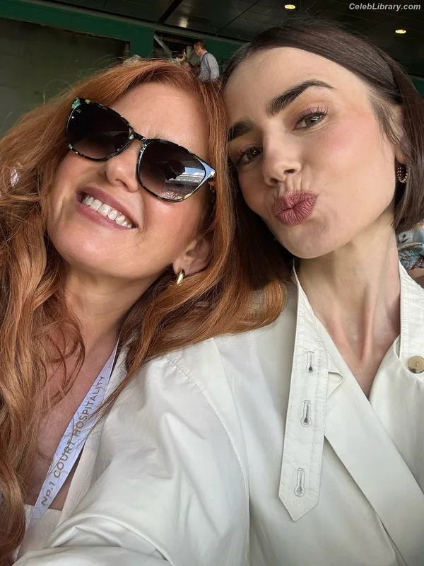 Lily Collins photo 11 of 838