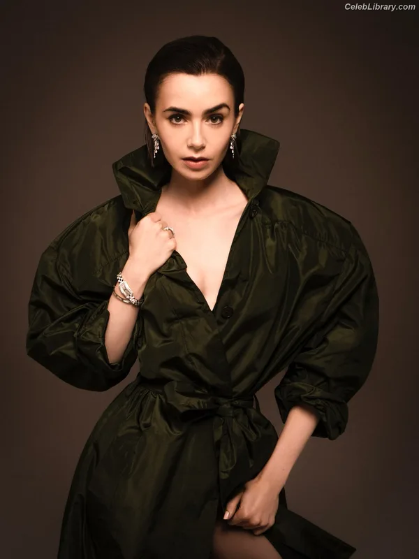Lily Collins photo 19 of 838