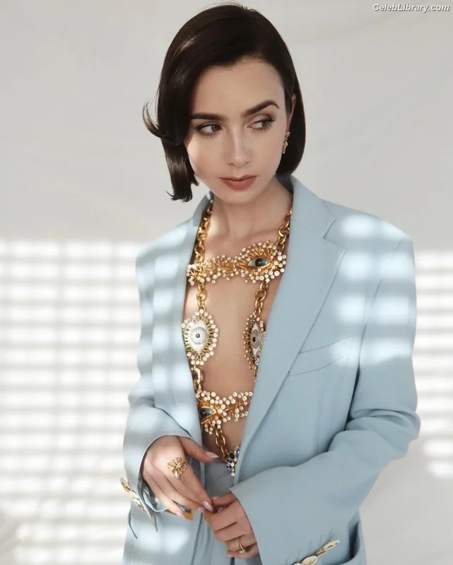 Lily Collins photo 19 of 838