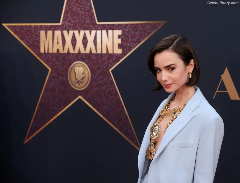 Lily Collins photo 2 of 838