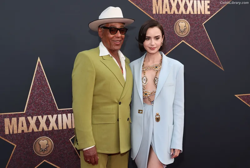 Lily Collins photo 11 of 838