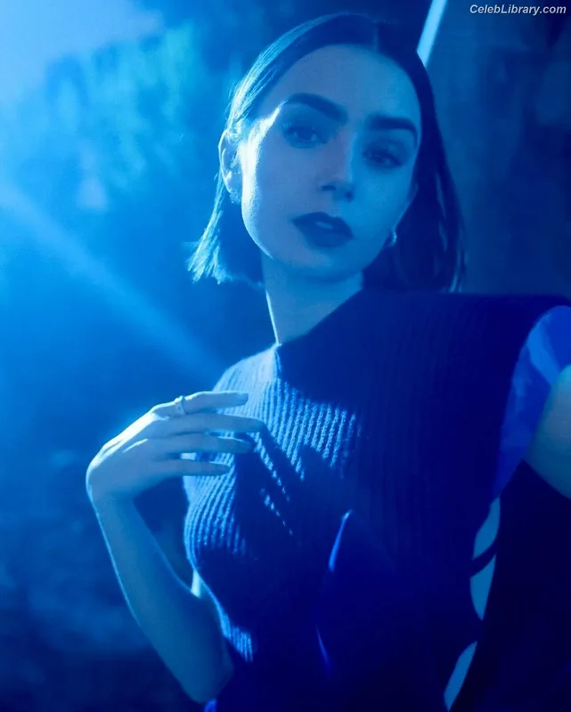 Lily Collins photo 4 of 838