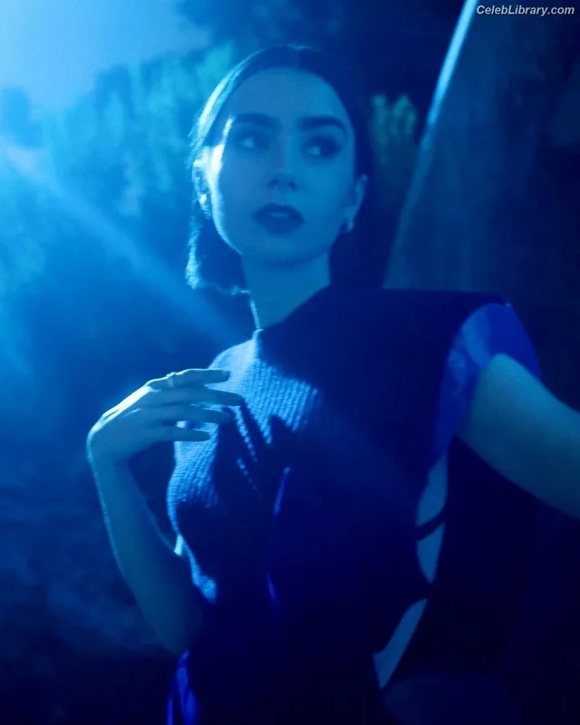 Lily Collins photo 5 of 838