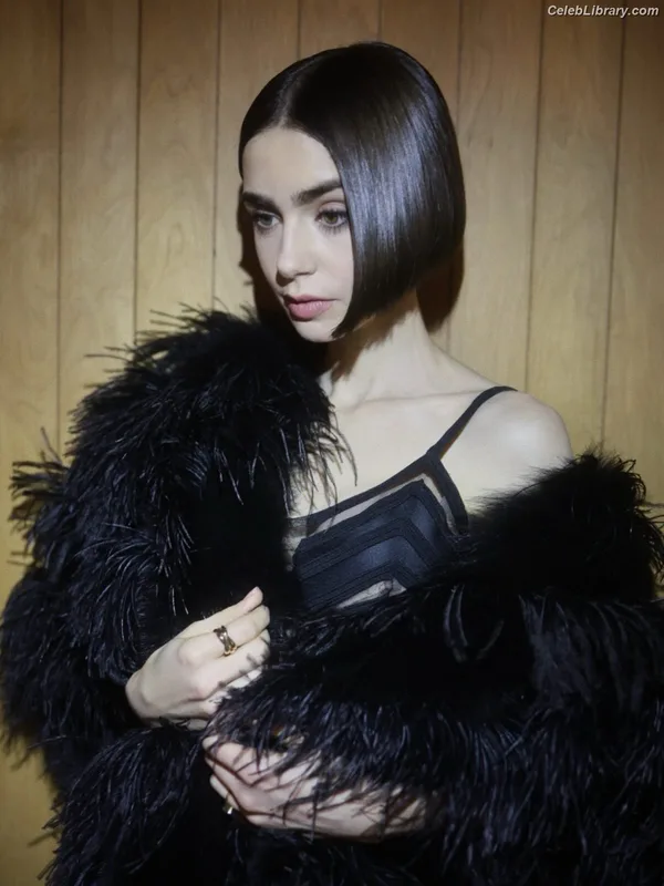 Lily Collins photo 3 of 838