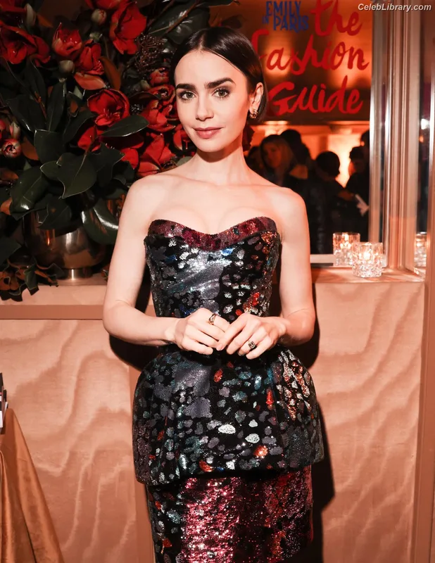 Lily Collins photo 5 of 838