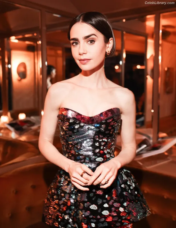 Lily Collins photo 8 of 838