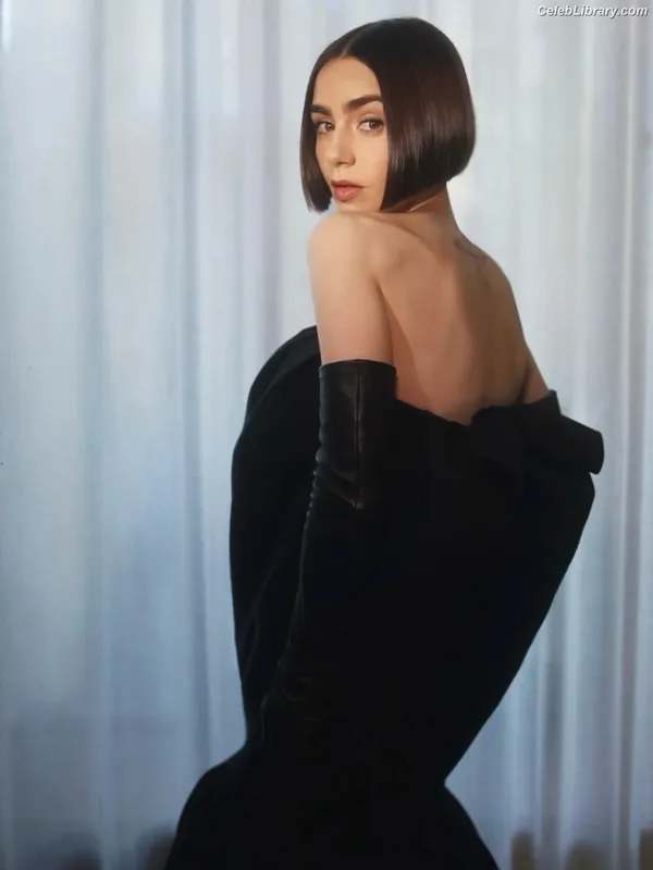 Lily Collins photo 24 of 838