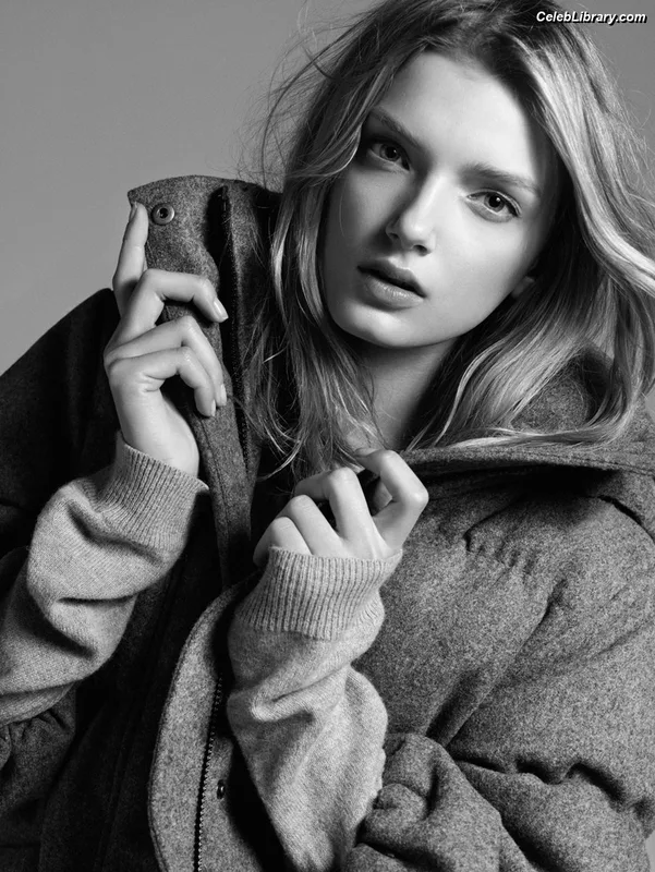 Lily Donaldson photo 6 of 39
