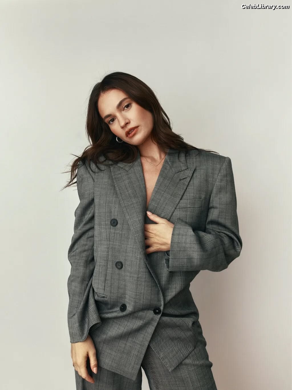 Lily James photo 9 of 1233