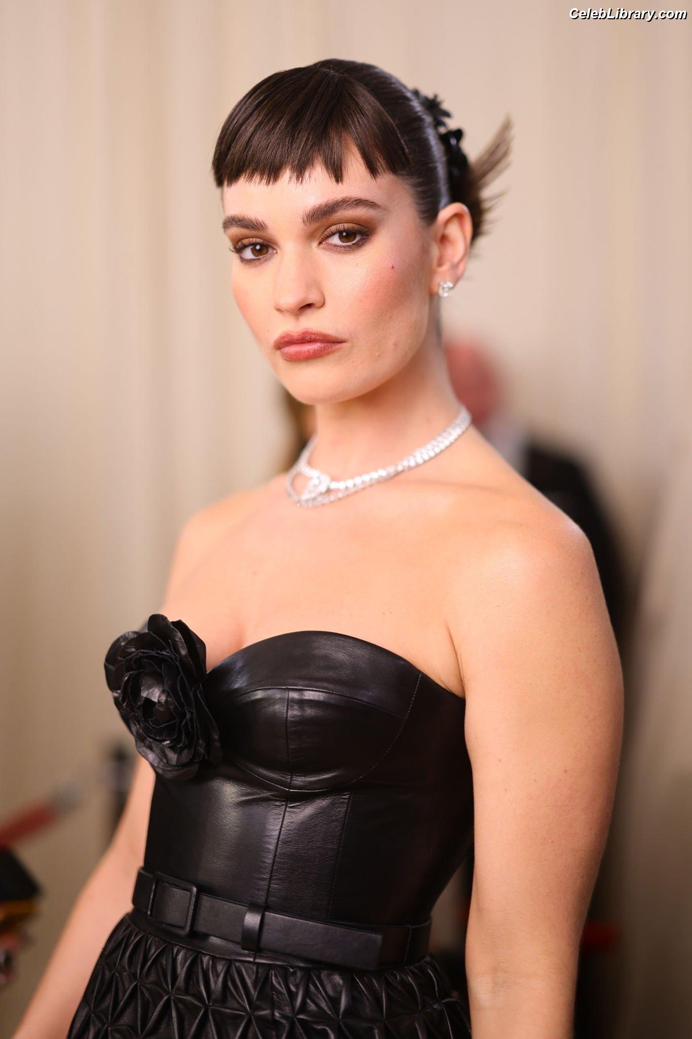 Lily James photo 5 of 1233