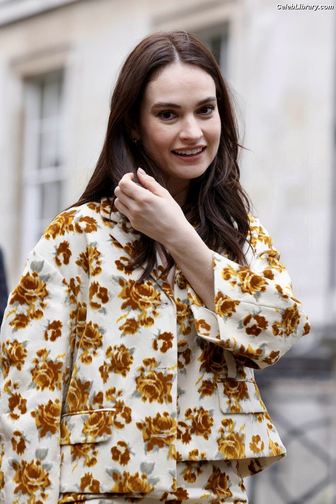 Lily James photo 11 of 1233
